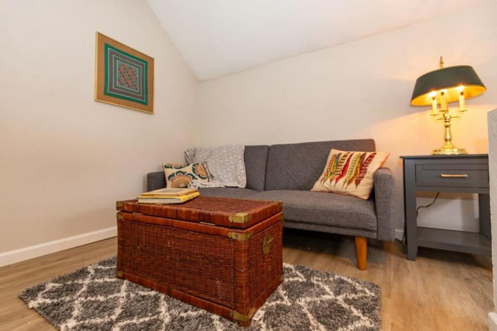 Cozy & Comfy Cottage In The City - W Parking พิตต์สเบิร์ก ภายนอก รูปภาพ