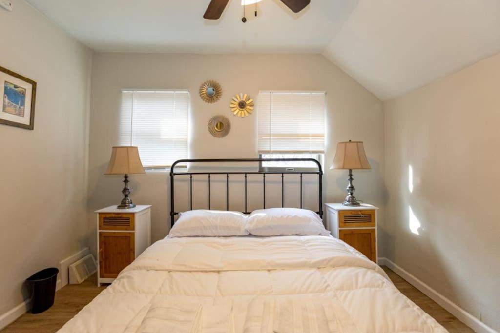 Cozy & Comfy Cottage In The City - W Parking พิตต์สเบิร์ก ภายนอก รูปภาพ